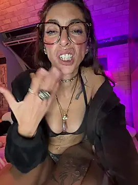 amanilouve online show from 03-10-26, 10:59