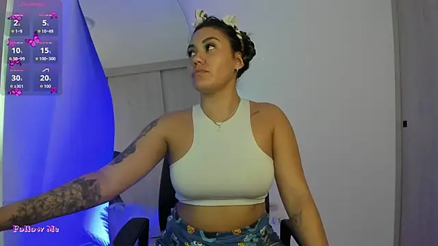 SussiVega online show from 09-24-25, 09:51