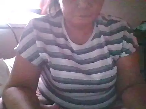 Snapshot of pinay_wild_mature chatting on 09-20-25, 04:35 pinay wild mature online show from 09-20-25, 04:35