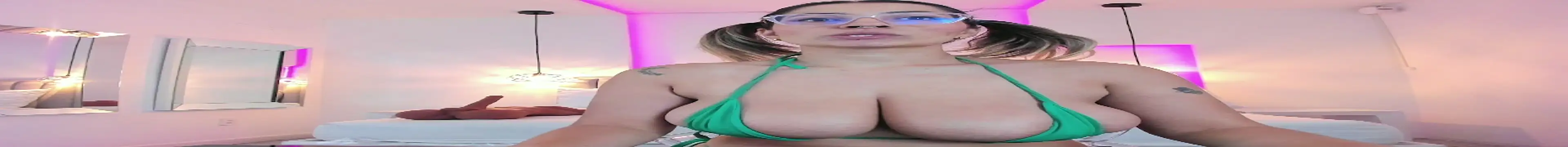 ValeryNova online show from 01-04-25, 02:04