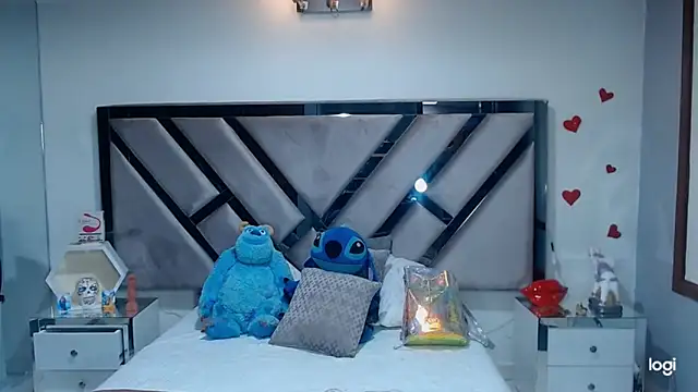 Snapshot of lady_Ary_xx chatting on 01-27-25, 08:28 lady Ary xx online show from 01-27-25, 08:28