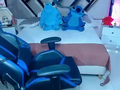 Snapshot of lady_Ary_xx chatting on 02-01-25, 01:12 lady Ary xx online show from 02-01-25, 01:12