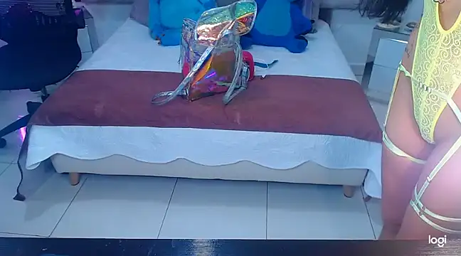 Snapshot of lady_Ary_xx chatting on 03-07-25, 08:55 lady Ary xx online show from 03-07-25, 08:55