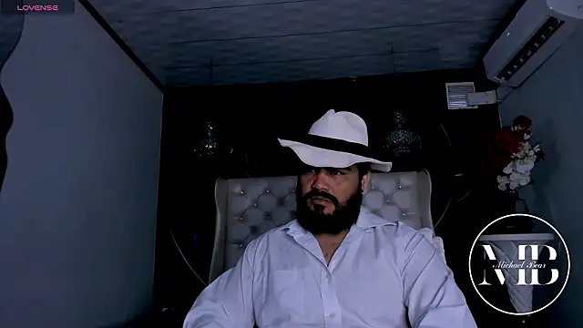 MichaelBear  online show from 02-07-26, 12:09