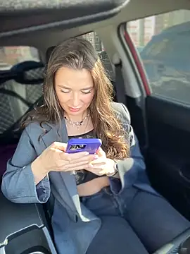 Snapshot of Emma_Catt chatting on 03-16-25, 03:25 Emma Catt online show from 03-16-25, 03:25