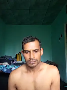 Snapshot of wasaa083 chatting on 10-15-25, 01:06 wasaa083 online show from 10-15-25, 01:06