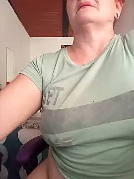Snapshot of antonela_ladiabla chatting on 03-03-25, 08:21 antonela ladiabla online show from 03-03-25, 08:21