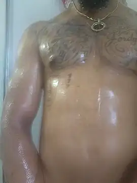 Snapshot of bosstang770 chatting on 12-27-24, 09:43 bosstang770 online show from 12-27-24, 09:43