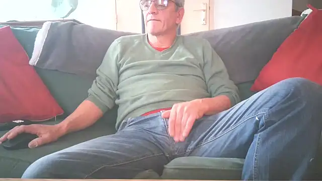 GorgeousMarketer online show from 01-18-26, 02:54