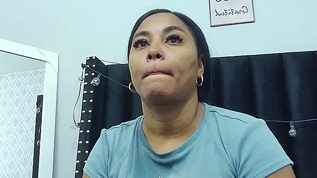 colombiamommy online show from 02-15-25, 12:11