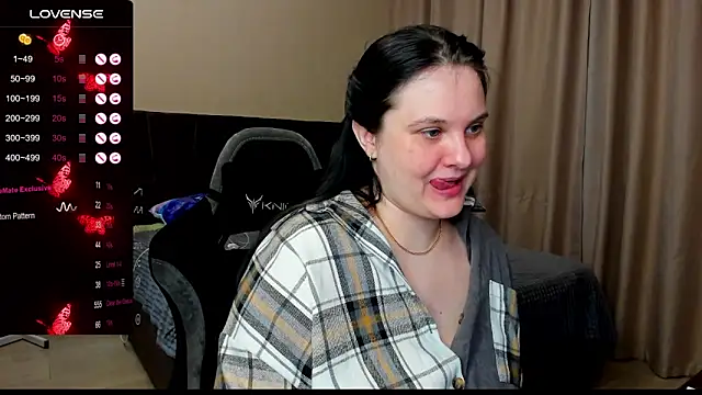 Snapshot of AlanaBrox chatting on 11-08-25, 07:34 AlanaBrox online show from 11-08-25, 07:34