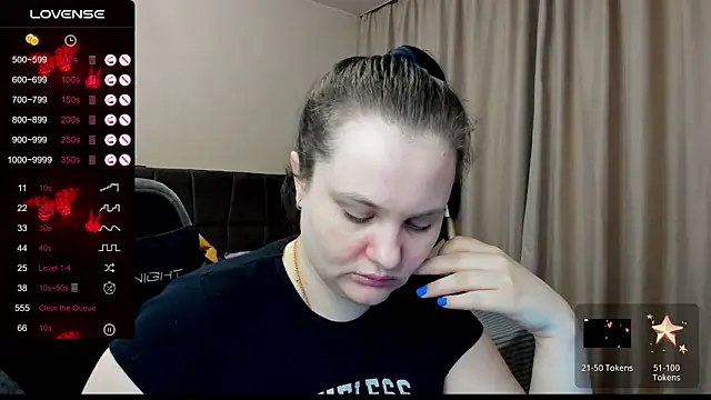 AlanaBrox online show from 12-21-25, 03:24