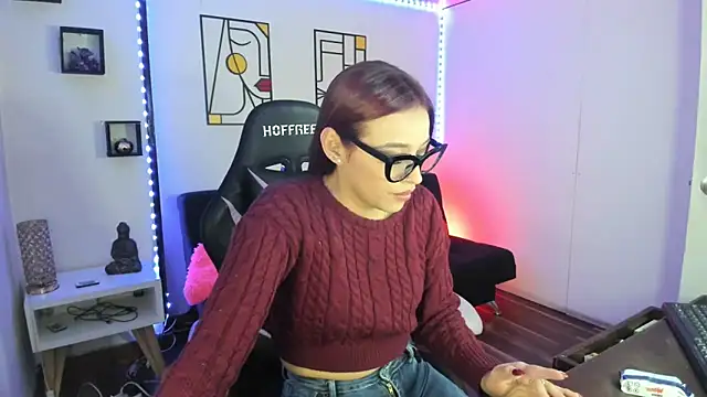 kay marie online show from 12-21-24, 12:20