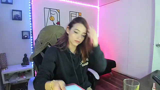 kay marie online show from 01-12-25, 12:07