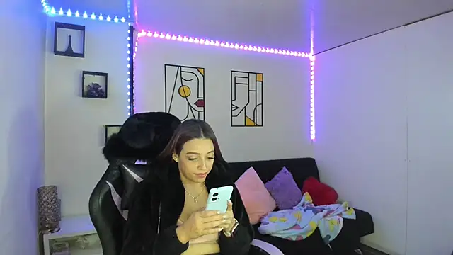 kay marie online show from 02-20-25, 01:25