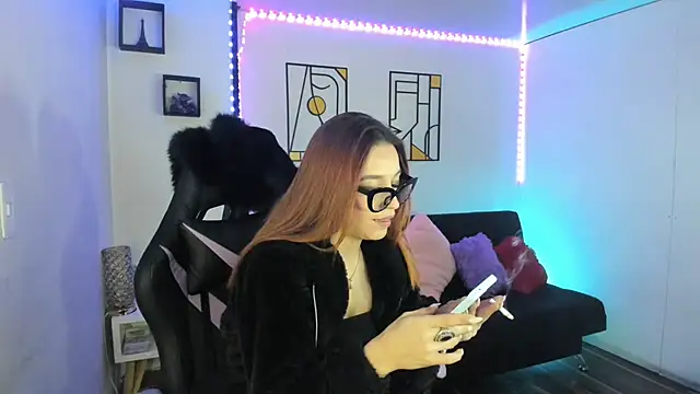 kay marie online show from 02-23-25, 12:19