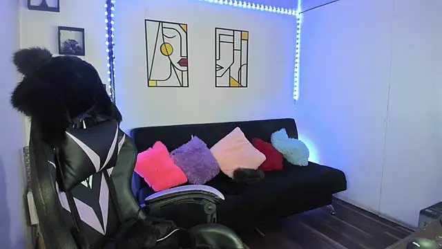 kay marie online show from 03-19-25, 08:22