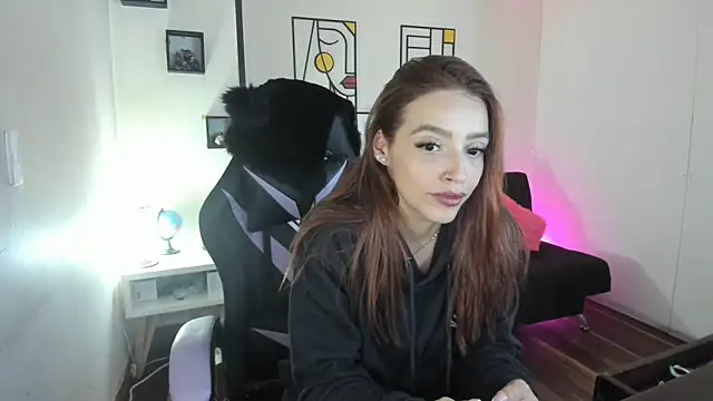 kay marie online show from 09-30-25, 05:18