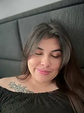 Snapshot of Alyaa_s chatting on 01-30-25, 06:54 Alyaa s online show from 01-30-25, 06:54