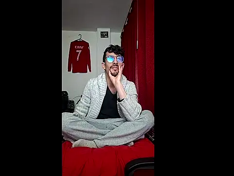 Snapshot of ALBEIROFOOTBALL1992 chatting on 02-01-26, 05:06 ALBEIROFOOTBALL1992 online show from 02-01-26, 05:06