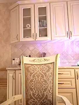 Snapshot of mom4you chatting on 01-05-25, 09:05 mom4you online show from 01-05-25, 09:05