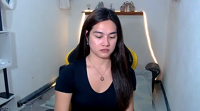 MarieLoveGlamorous online show from 03-09-25, 11:36