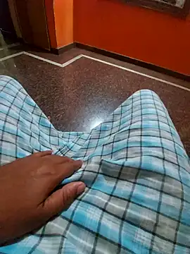 Stripkomal online show from 10-26-25, 04:24