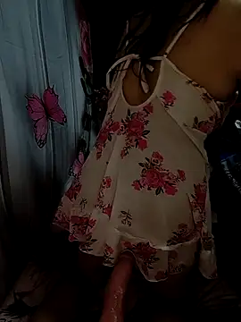 Snapshot of HotsexyNaughtysweetbaby chatting on 10-14-25, 09:59 HotsexyNaughtysweetbaby online show from 10-14-25, 09:59