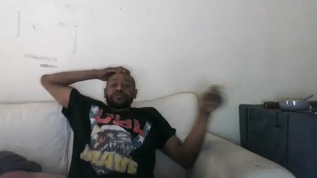 CuzzyB69 online show from 04-15-26, 03:46