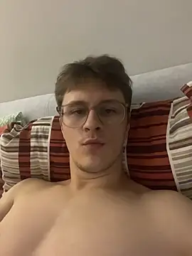 Snapshot of dishonoredboy chatting on 11-07-25, 09:15 dishonoredboy online show from 11-07-25, 09:15