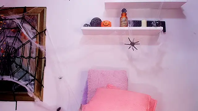 naia blessed online show from 10-21-25, 07:14