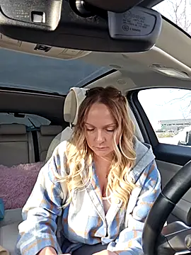 Bondgirl 013 online show from 11-26-25, 11:11