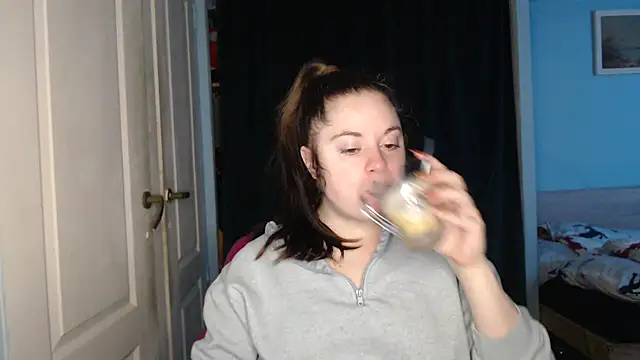 ryhhnnagold99 online show from 01-07-26, 03:36