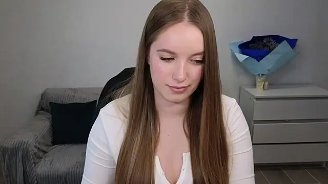 EvaMaddison online show from 12-20-24, 08:38