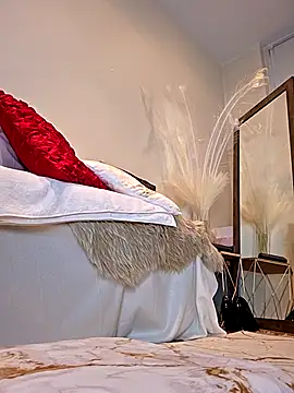 AureliaDoux online show from 10-01-25, 04:02