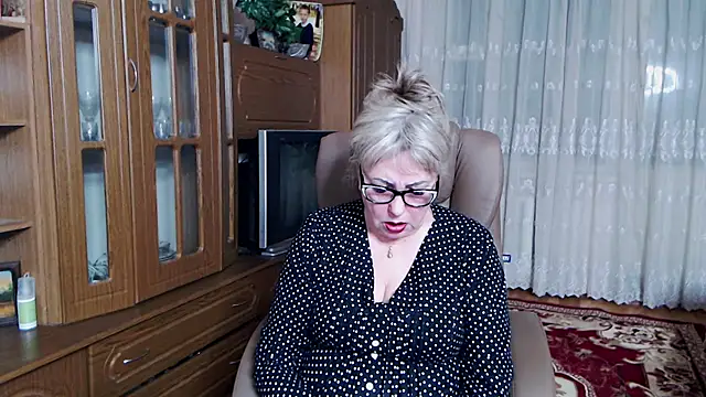 Kallliina online show from 02-19-25, 05:49