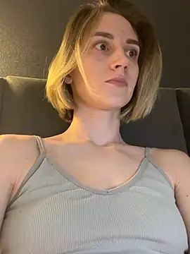 Snapshot of Feral_berry_8133 chatting on 03-01-25, 02:37 Feral berry 8133 online show from 03-01-25, 02:37