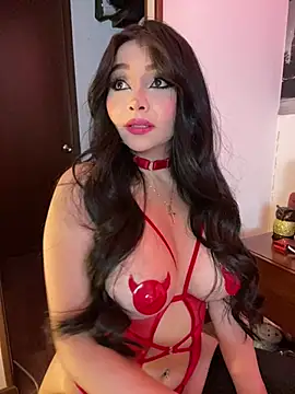 Snapshot of KateLatorre chatting on 02-28-25, 10:50 KateLatorre online show from 02-28-25, 10:50