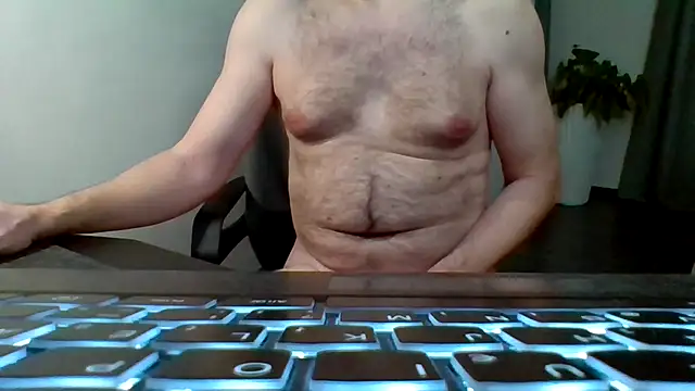 Snapshot of Horney_boy86 chatting on 02-20-25, 10:48 Horney boy86 online show from 02-20-25, 10:48