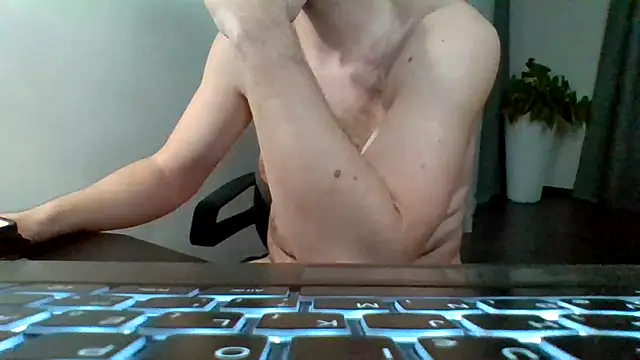 Snapshot of Horney_boy86 chatting on 03-03-25, 10:52 Horney boy86 online show from 03-03-25, 10:52