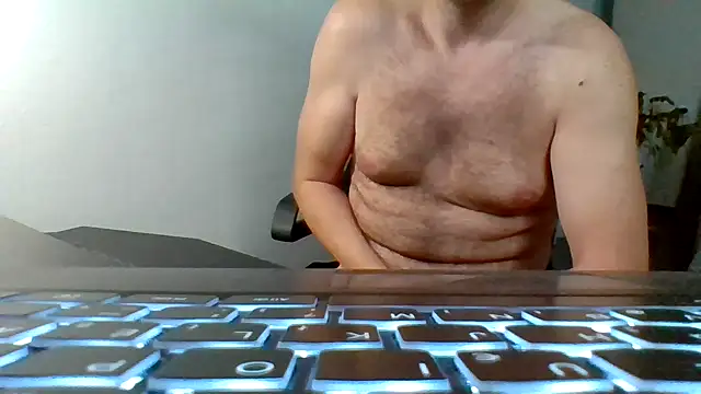 Snapshot of Horney_boy86 chatting on 09-13-25, 10:20 Horney boy86 online show from 09-13-25, 10:20