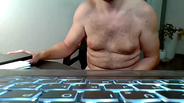 Snapshot of Horney_boy86 chatting on 09-21-25, 10:11 Horney boy86 online show from 09-21-25, 10:11