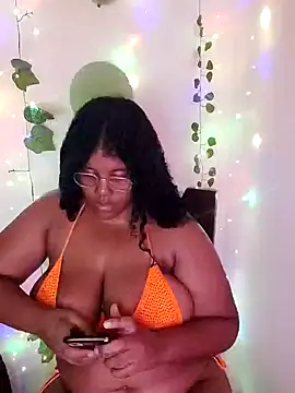 Lilyth  Brown online show from 01-11-25, 05:20