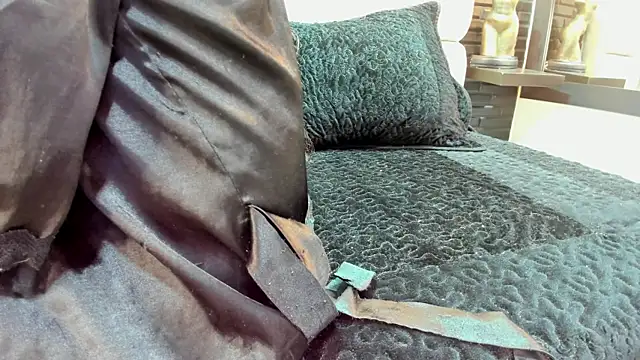 Salo Heaven online show from 02-05-25, 01:44