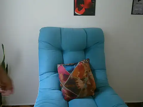 ZaraPepper  online show from 10-21-25, 04:08