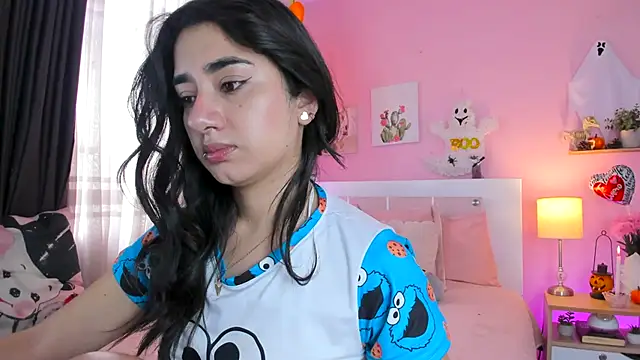 annadu011 online show from 10-16-25, 03:13