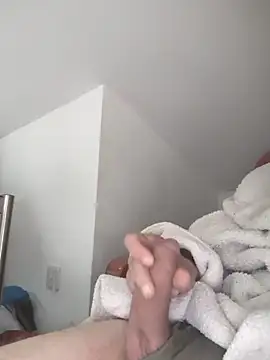 Snapshot of Dani_el82@xh chatting on 09-20-25, 09:32 Dani el82xh online show from 09-20-25, 09:32