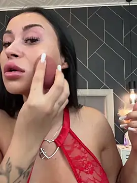 EmyLaveau online show from 02-04-25, 06:25