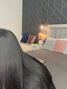 EmyLaveau online show from 03-13-25, 06:16