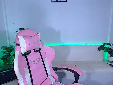 plysaithailand online show from 10-15-25, 01:50